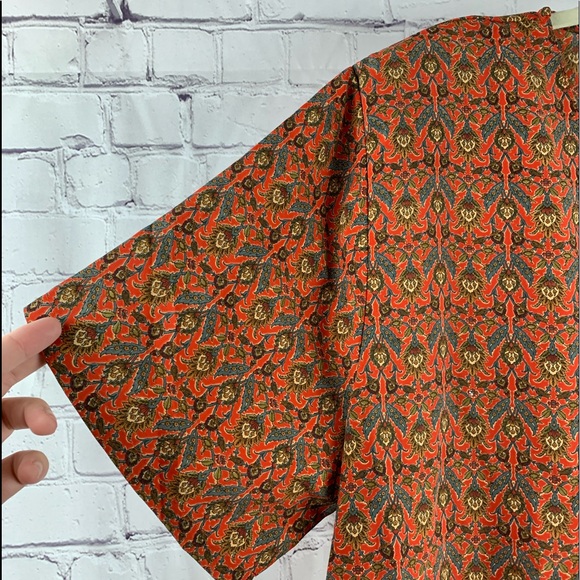 VINTAGE MOMENTUM Blouse 1960’s Red Floral & Geometric Print - Picture 4 of 13